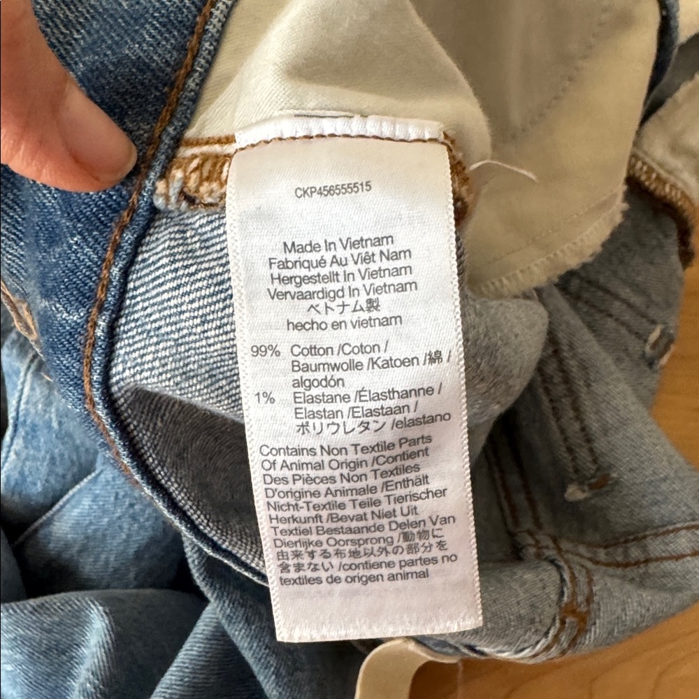 Madewell Women’s Petite Vintage Perfect Crop Jeans in Blue Denim Size 23P - Picture 6 of 6